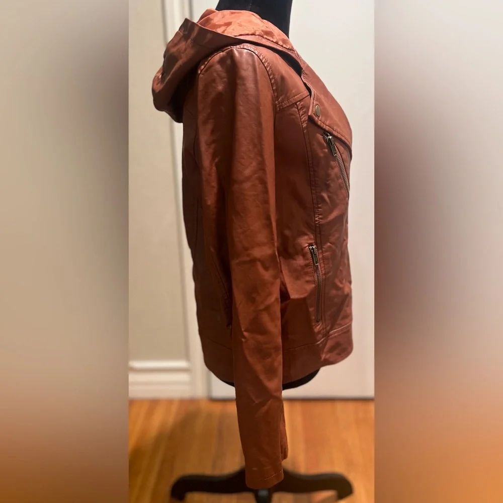TOBI Vegan Faux Leather Hooded Motorcycle Moto‎ Zippered Brown Jacket Size Small
